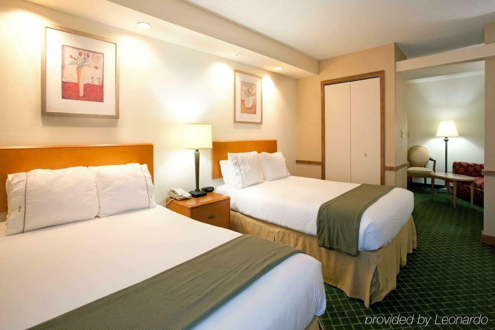 Holiday Inn Express New Orleans East By Ihg Екстер'єр фото
